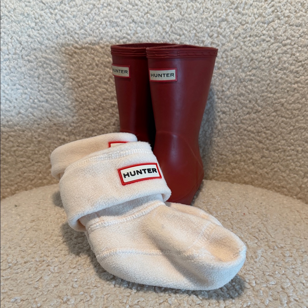 Hunter Red Boots With Cream Accessories Hunter Red Boots With Cream Accessories